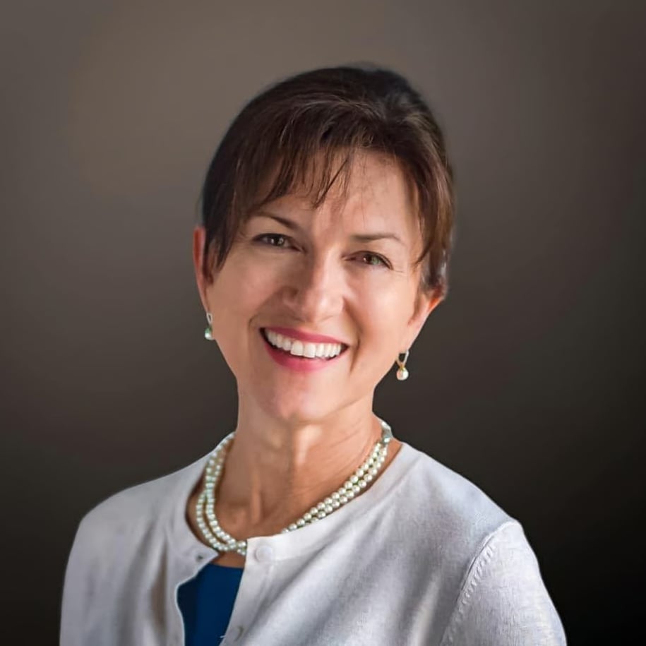 Rebecca A Bank Chester, NY Real Estate Agent Headshot