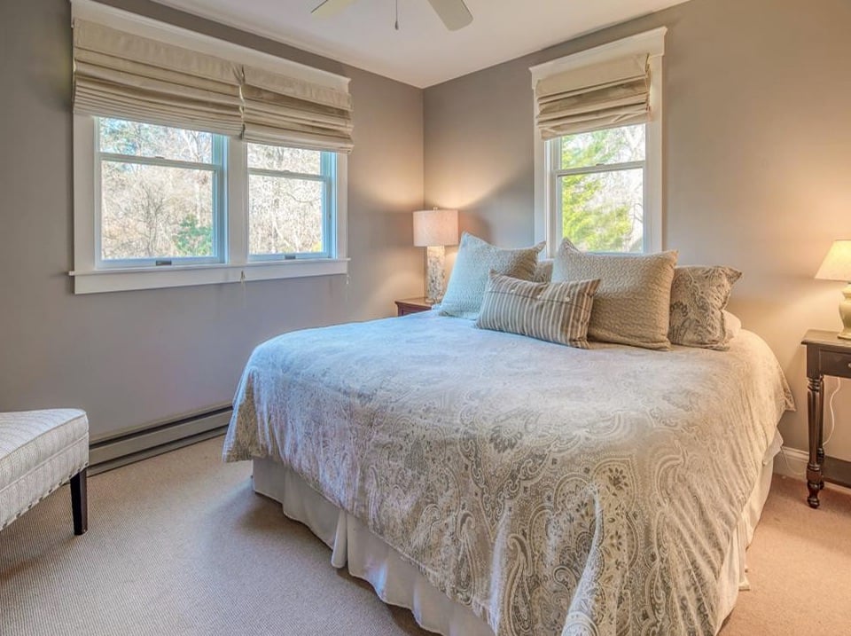 40 Oak Ave