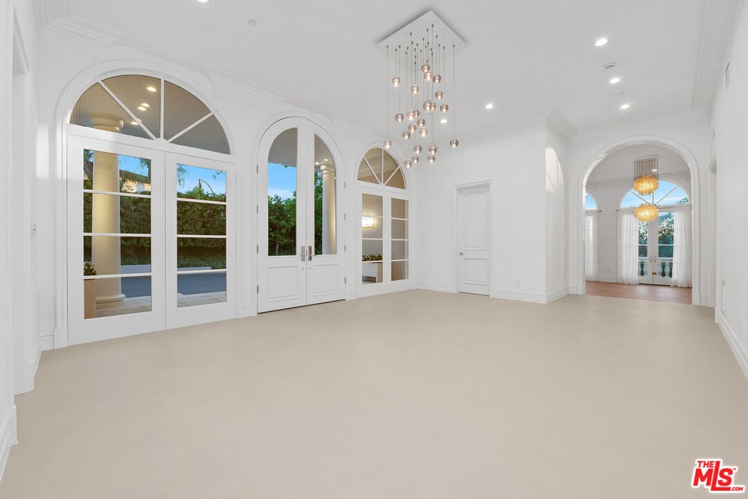 Ivory Arcadia, Martin Lane, 90210