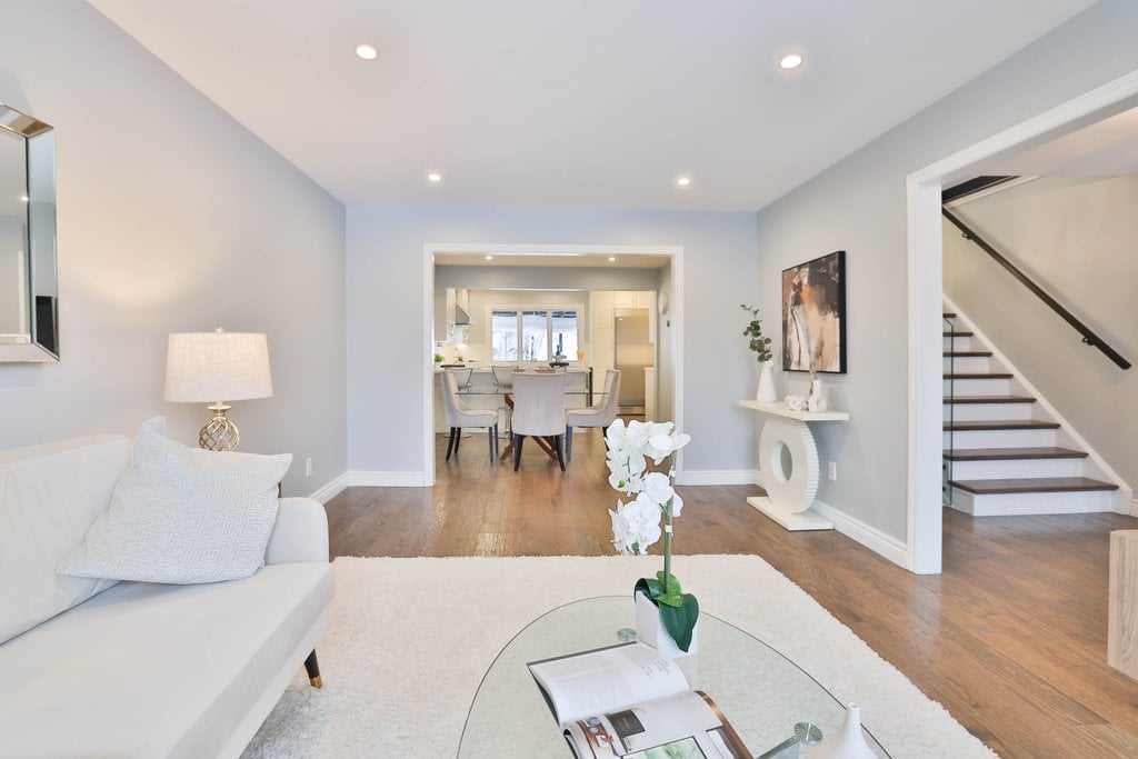 2673 Kingsberry Cres