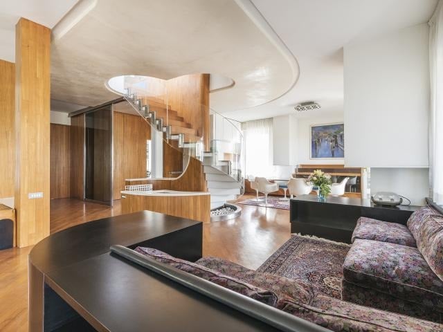 Luxury Design Apartment