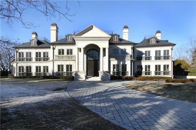 2290 Saxony Crt