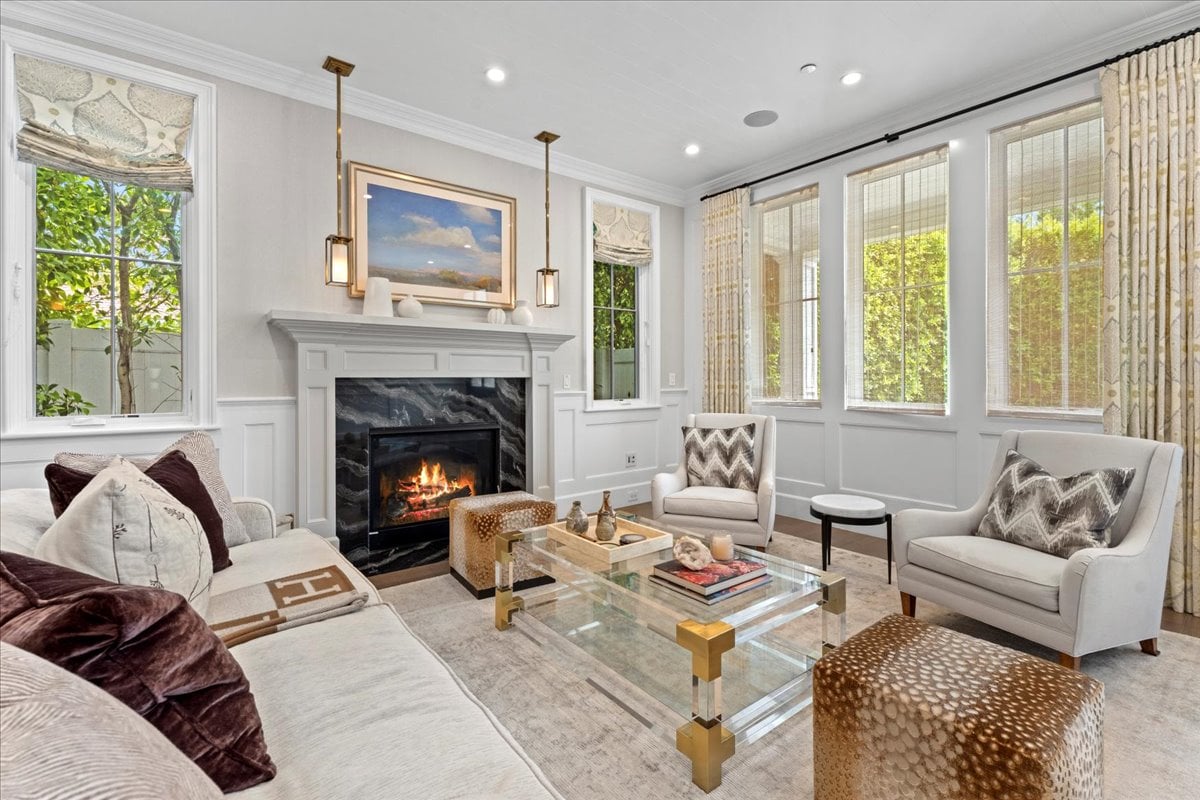 5 ★ 5 En Suite Luxe Stunner in Studio City