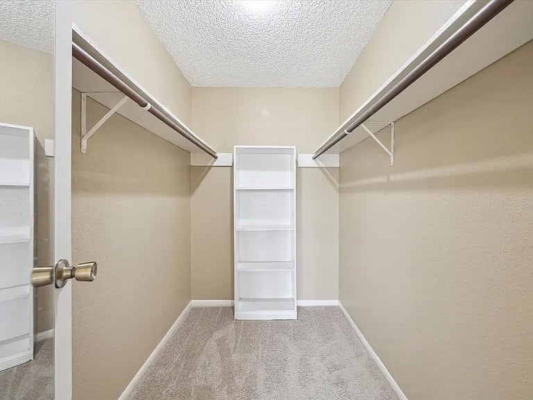 1500 Bay Area Blvd #422