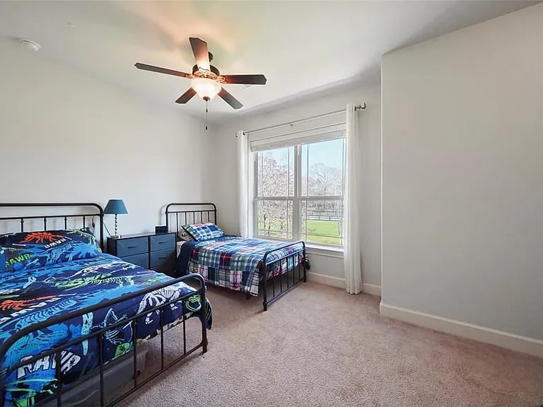 11264 Blue Grass Way