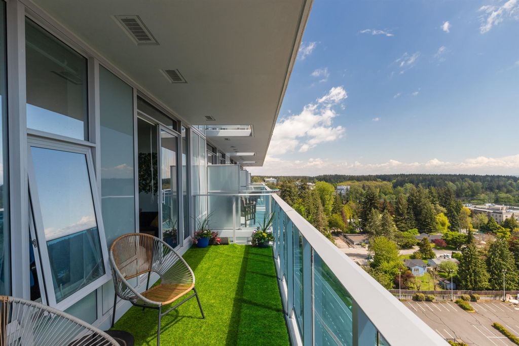 13615 Fraser Hwy, #1602
