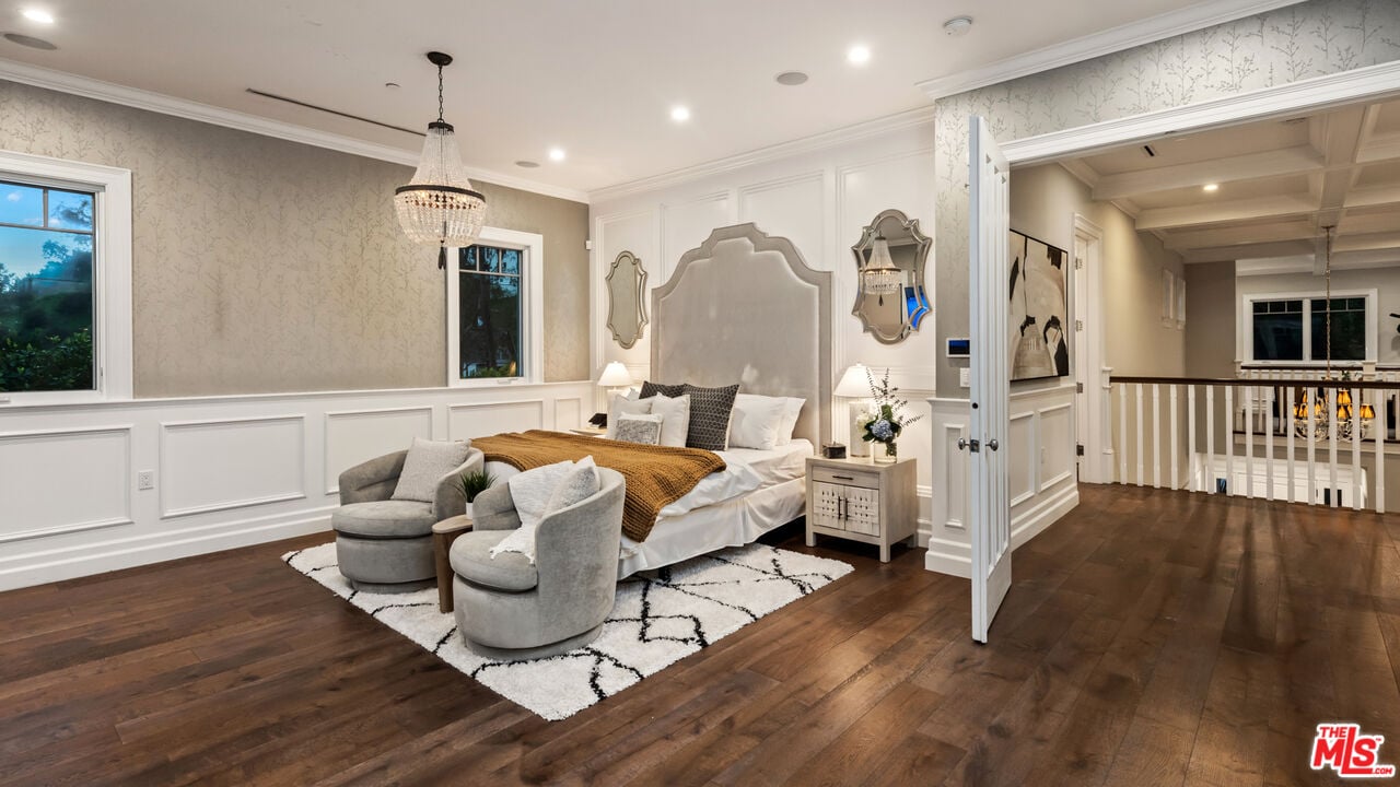 Luminor Heights, Laurel Canyon Blvd, 90046