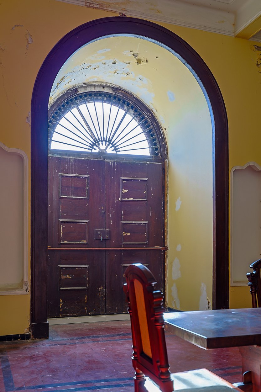 Quinta do Relógio: Historic 19th-Century Waterfront Palacete in Paço de Arcos, Oeiras