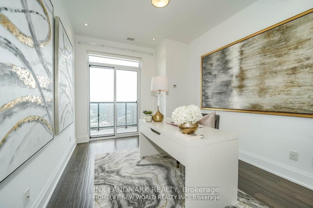 CITY VIEWS AND LUXURY LIVING