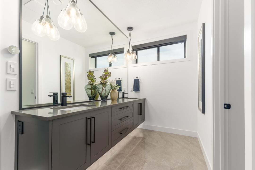 Modern Custom Built Bungalow