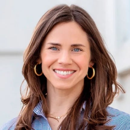 Anne Worthington North Carolina Real Estate Agent Headshot