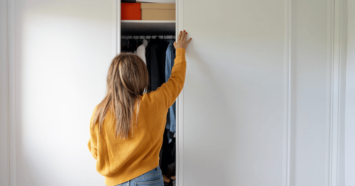Staging your closet