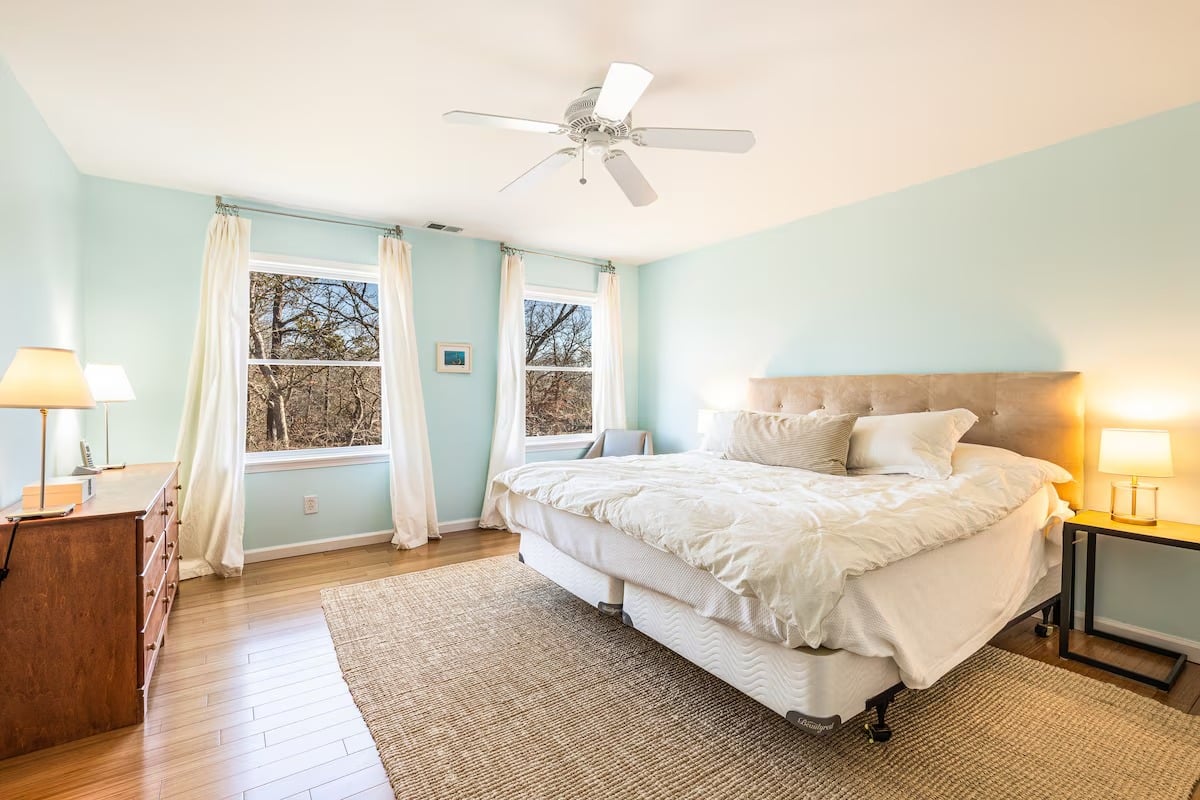Vineyard Haven Escape