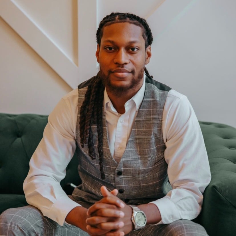 Darius Green Charlotte, NC Real Estate Agent Headshot