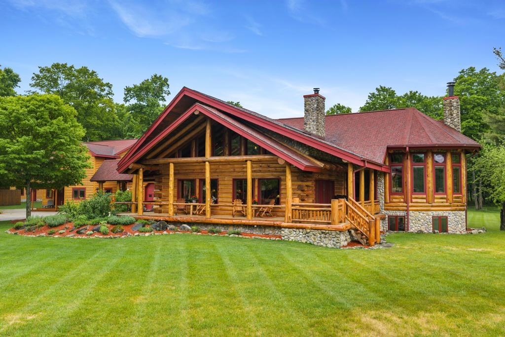 2499 E. Saint Ignace Rd
