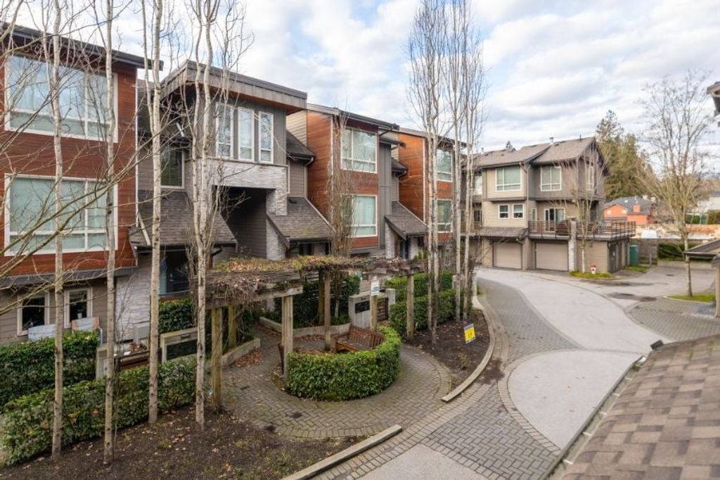 897 Premier St, #1