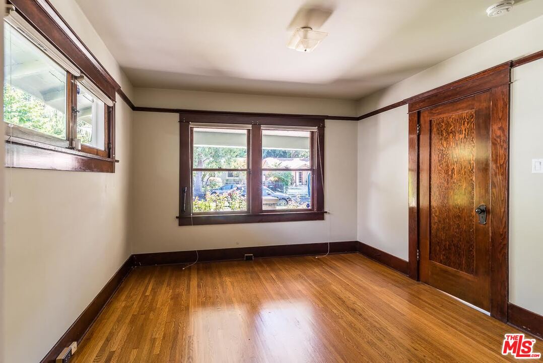 1331 N Cherokee Ave