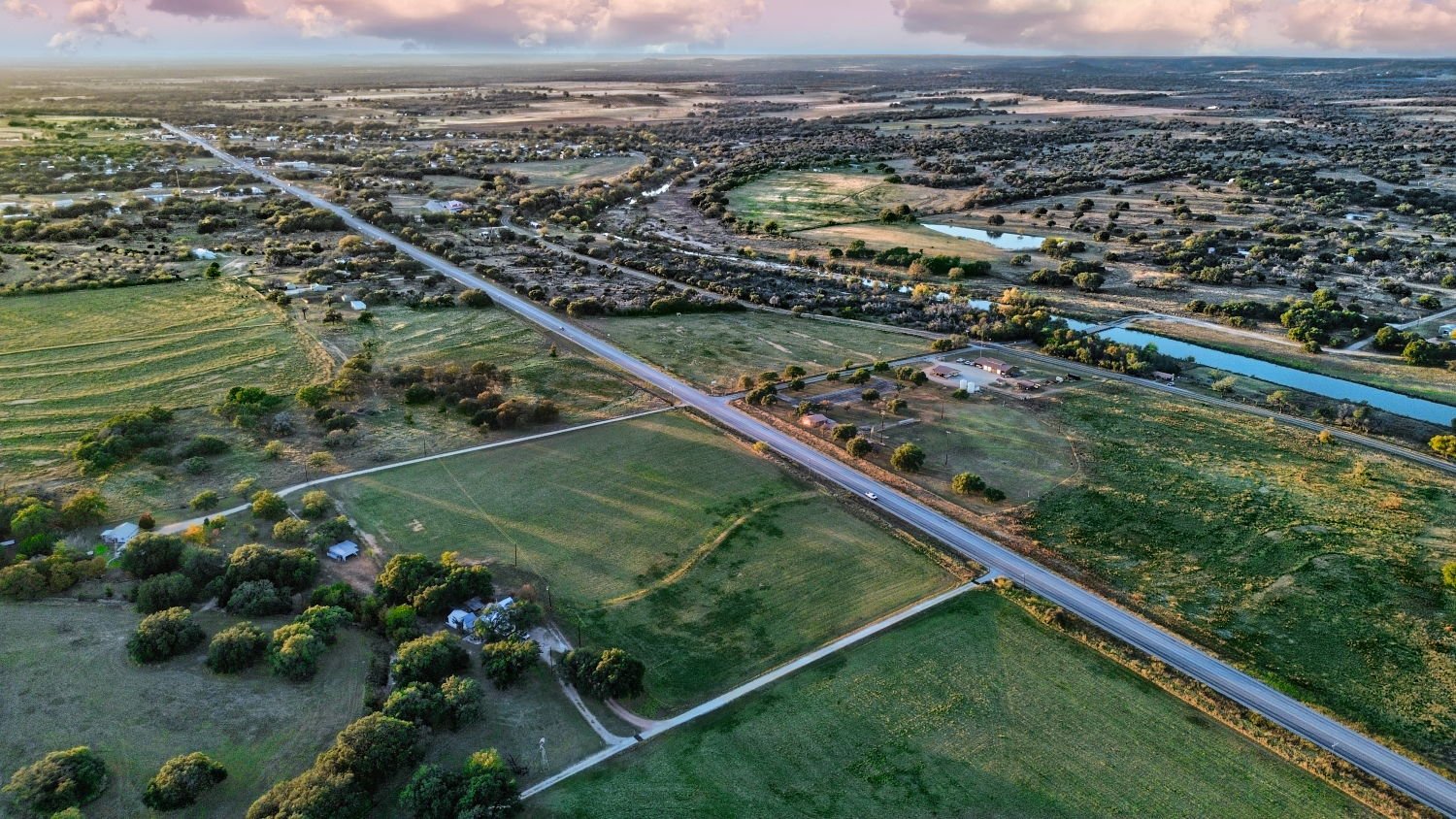 TBD E US HWY 290