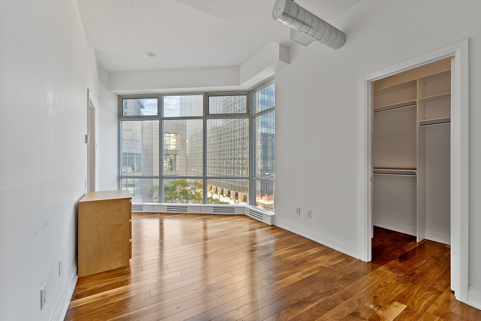 2191 Yonge Street Unit: L7
