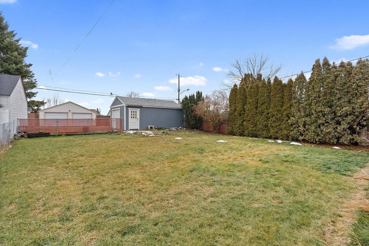 2417 W Sanson Ave