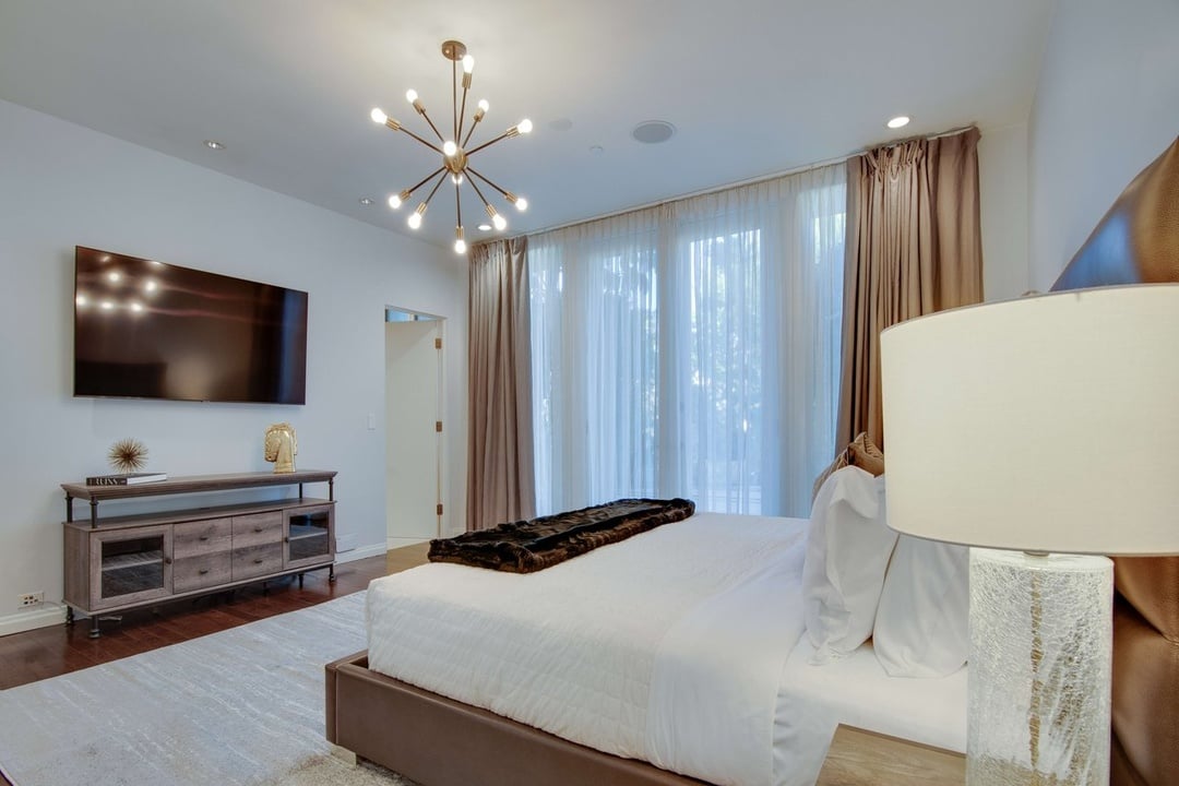 Amber Chateau, Trousdale, 90210