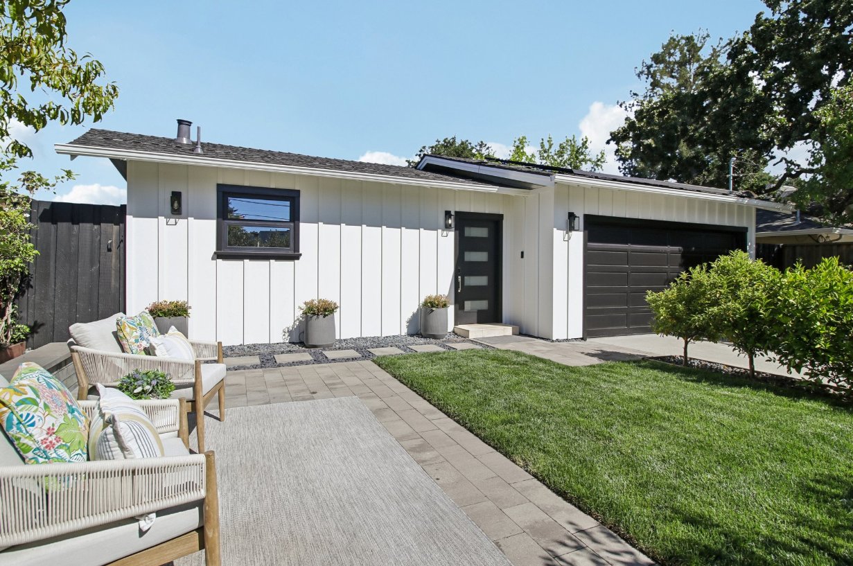 exterior of 2180 ashton ave in menlo park california sold for $402,000 over asking