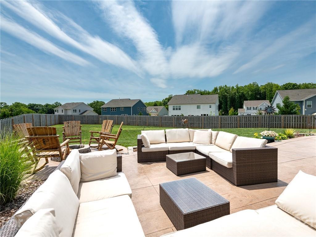 1817 Tendril Ave