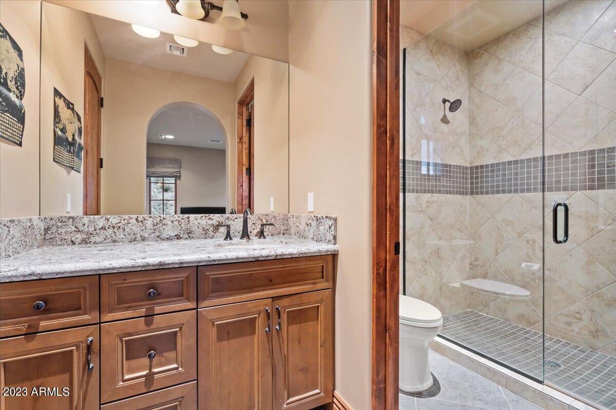 9514 E Madera Dr