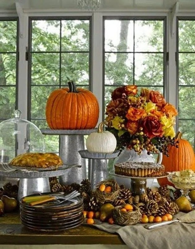 Setting a Thanksgiving Table