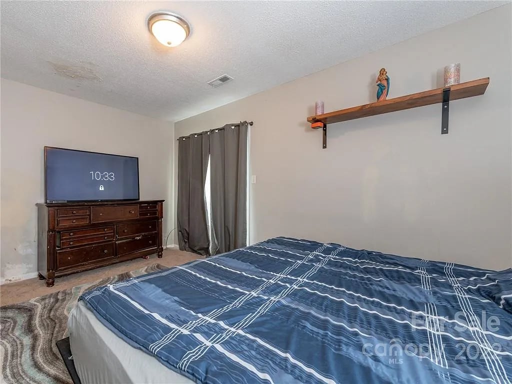 9121 Nathaniel Russell Ln