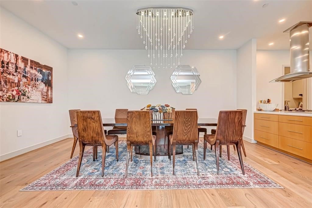 1600 Post Oak Blvd Unit 802