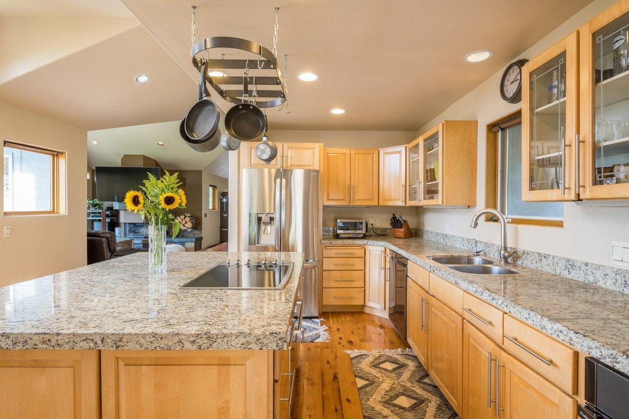 306 E Gulch Rd