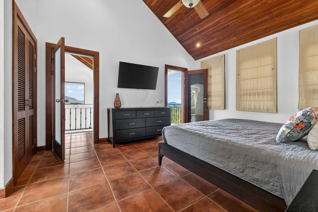 Casa de Estrellas | Elegant 4BR Ocean View Home in Pacific Heights, Potrero