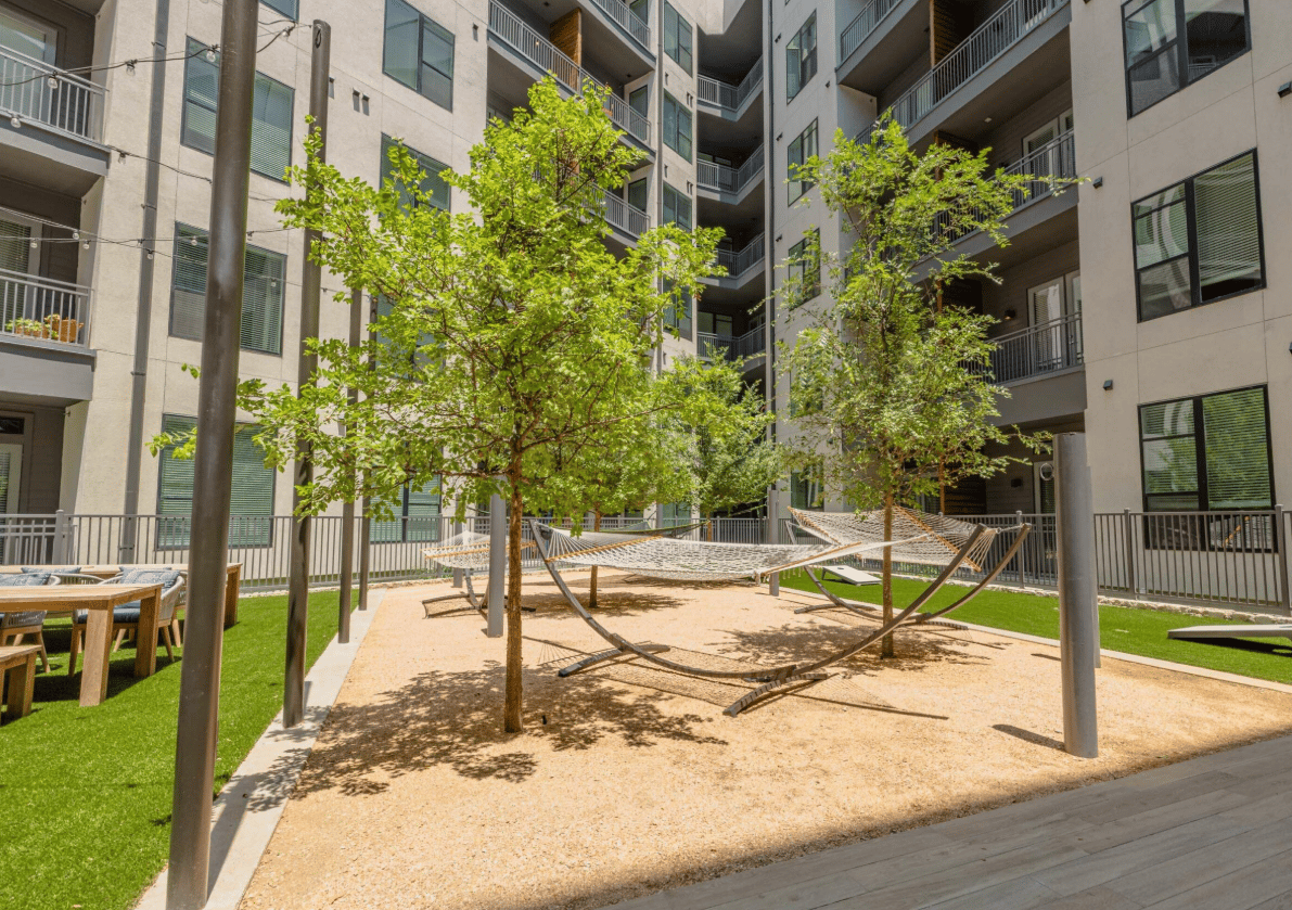 1 month free on 12+ month leases