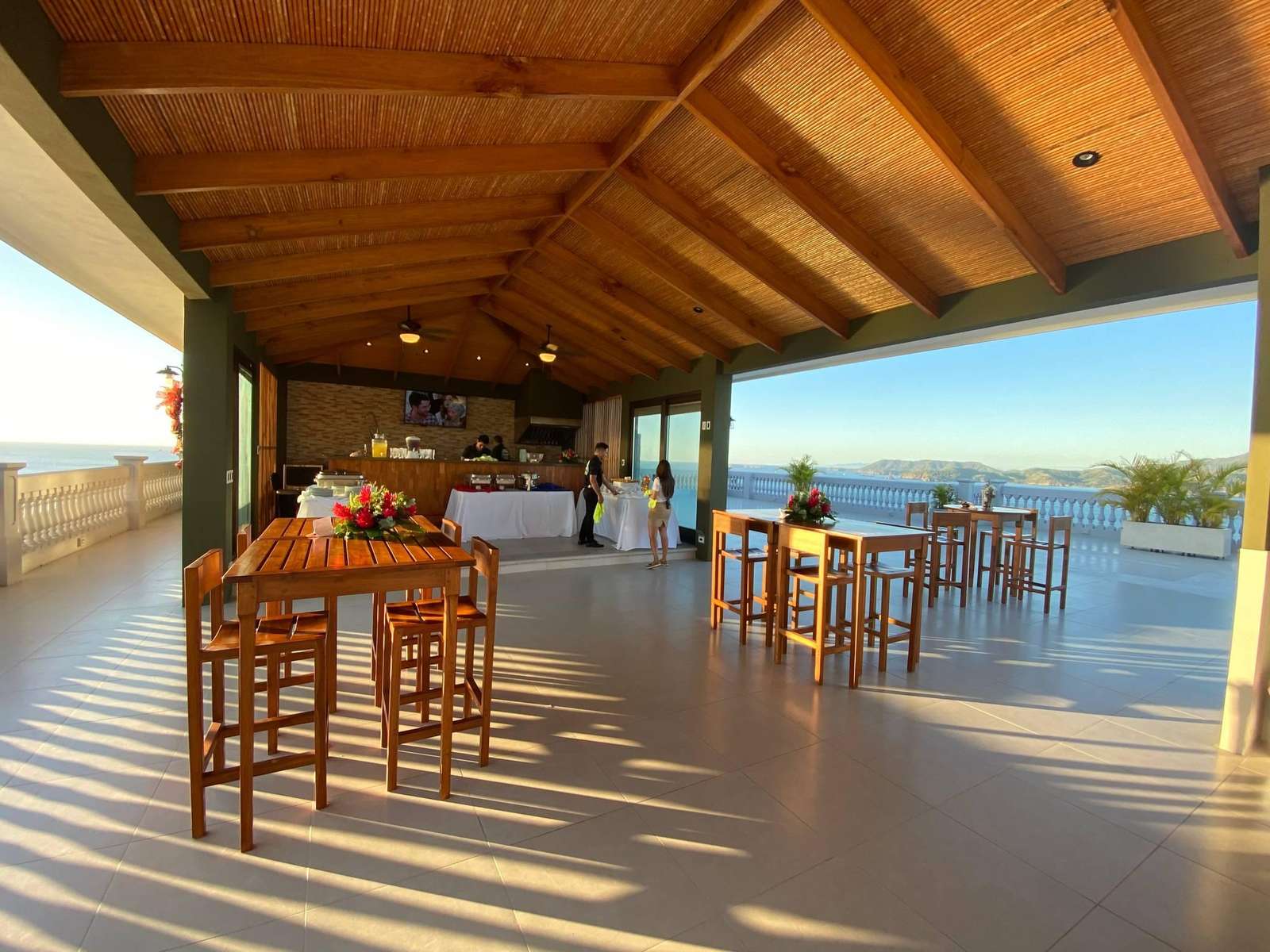 360 Splendor del Pacifico #305 | Oceanview Perfection – Just Steps from the Infinity Pool