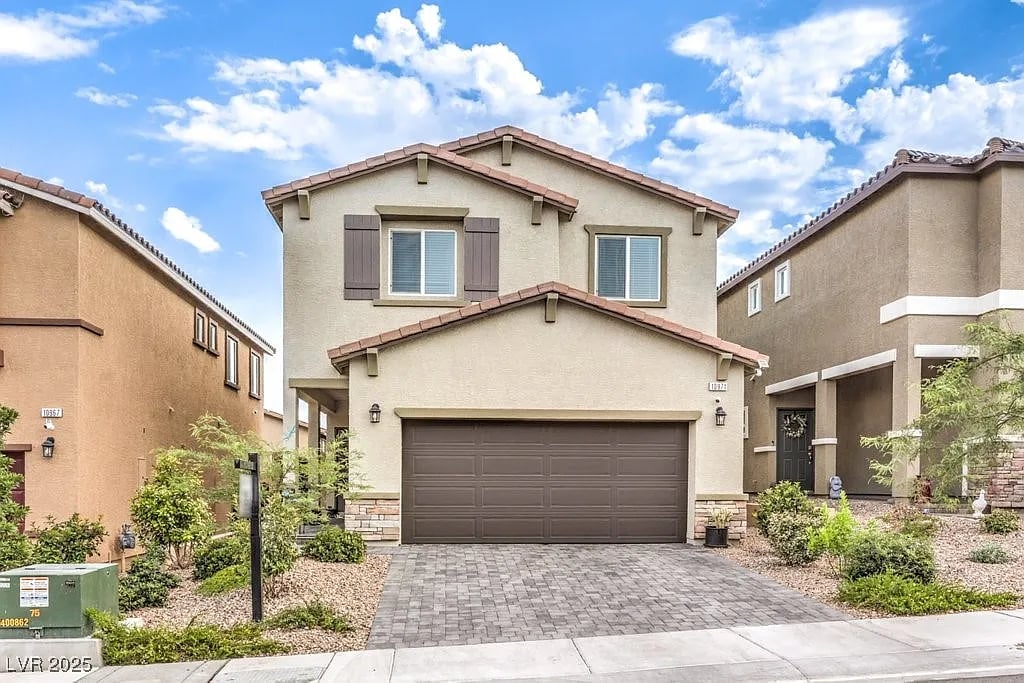 10971 Cambridge Lakes Ave