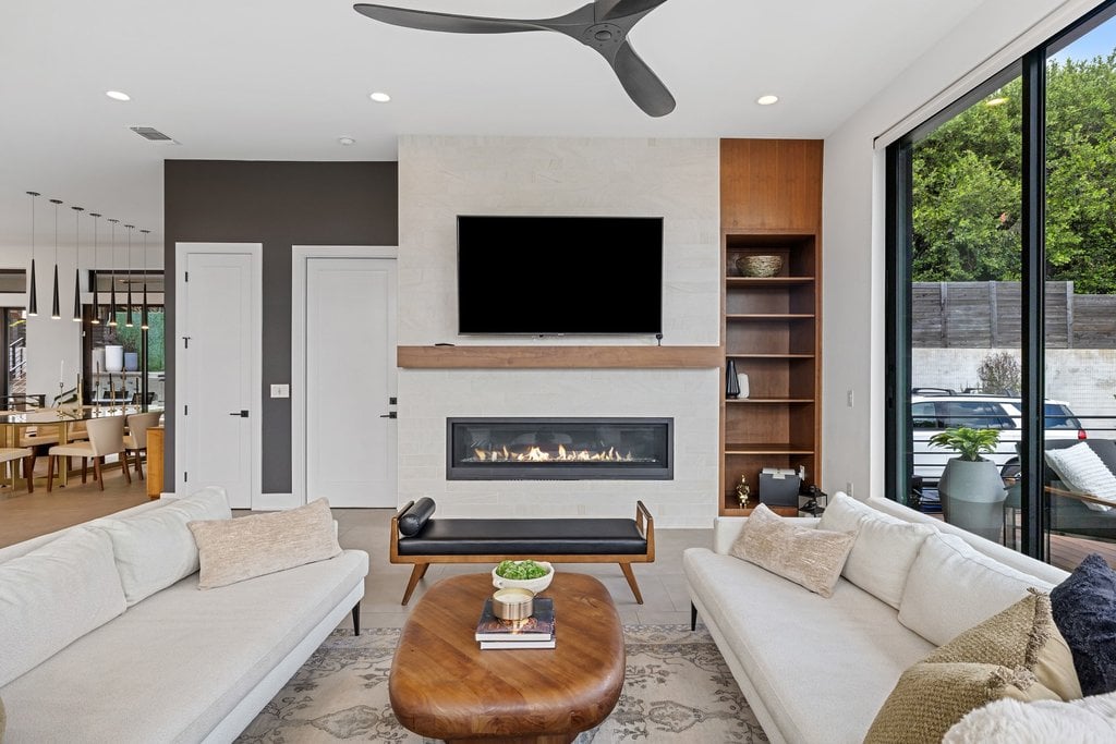 5819 Westslope Drive