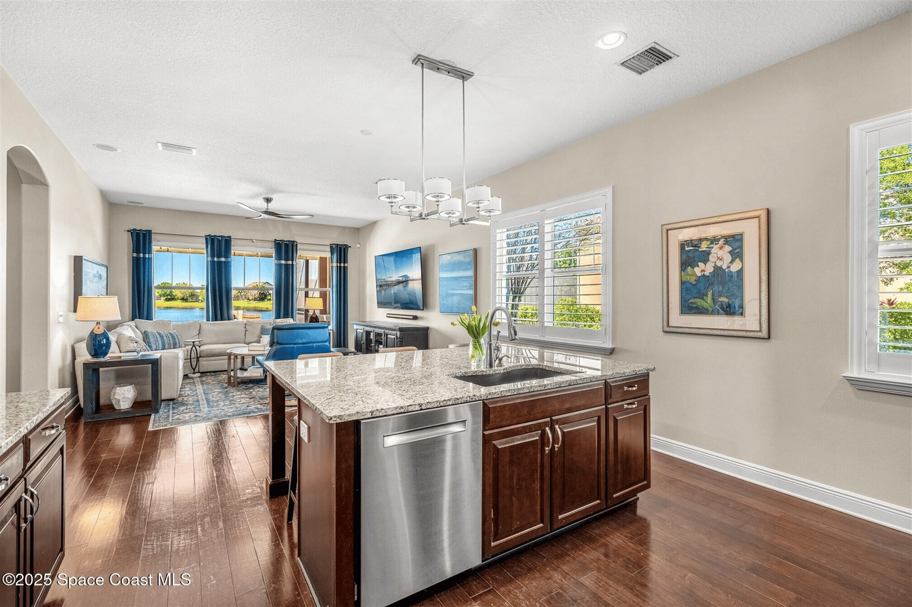 3077 Cortona Dr