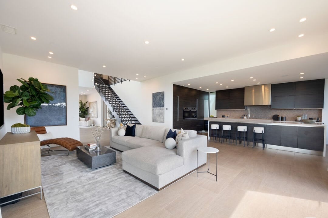 Beverly Ranch Road, 90210