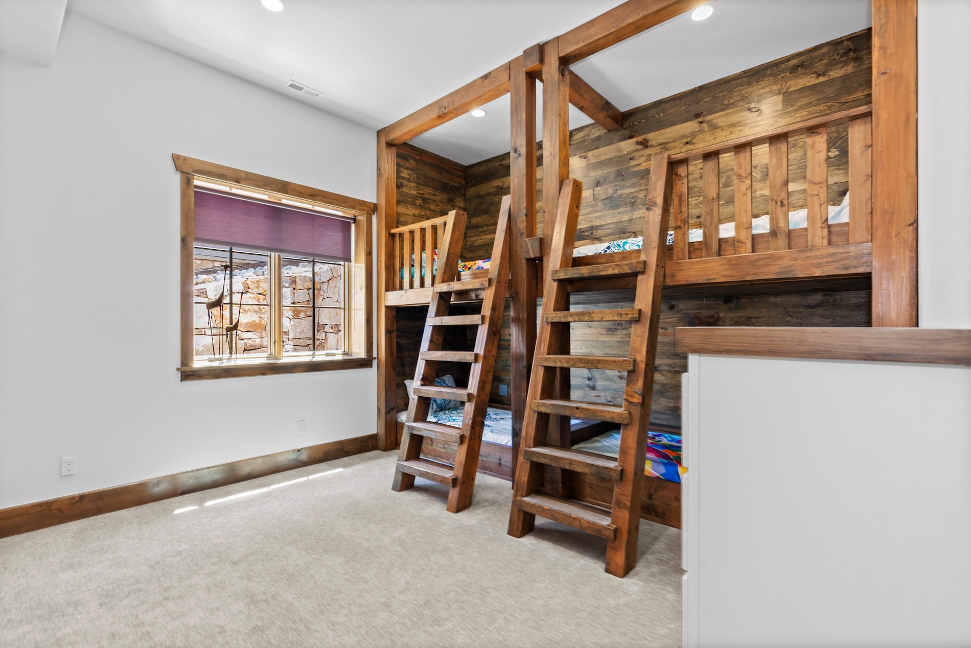 8278 Raphael Lane