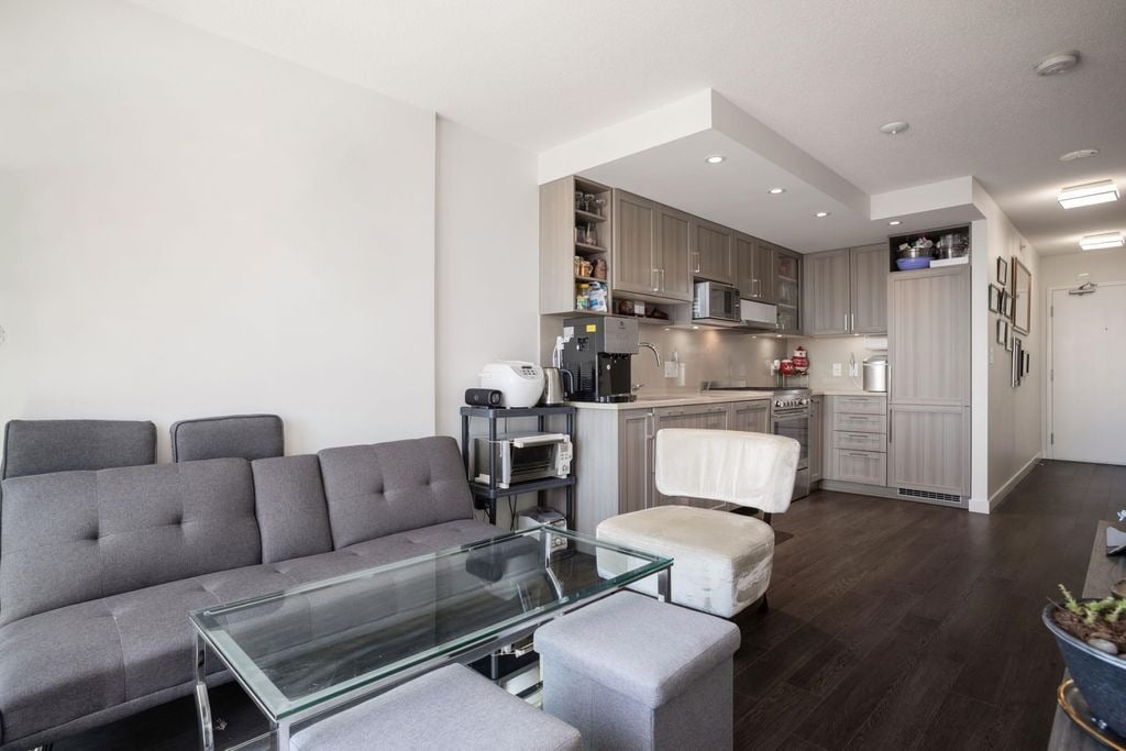 5470 Ormidale St, #2904