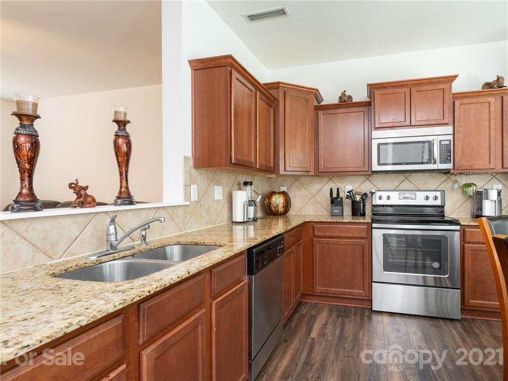 4535 Tradd Cir
