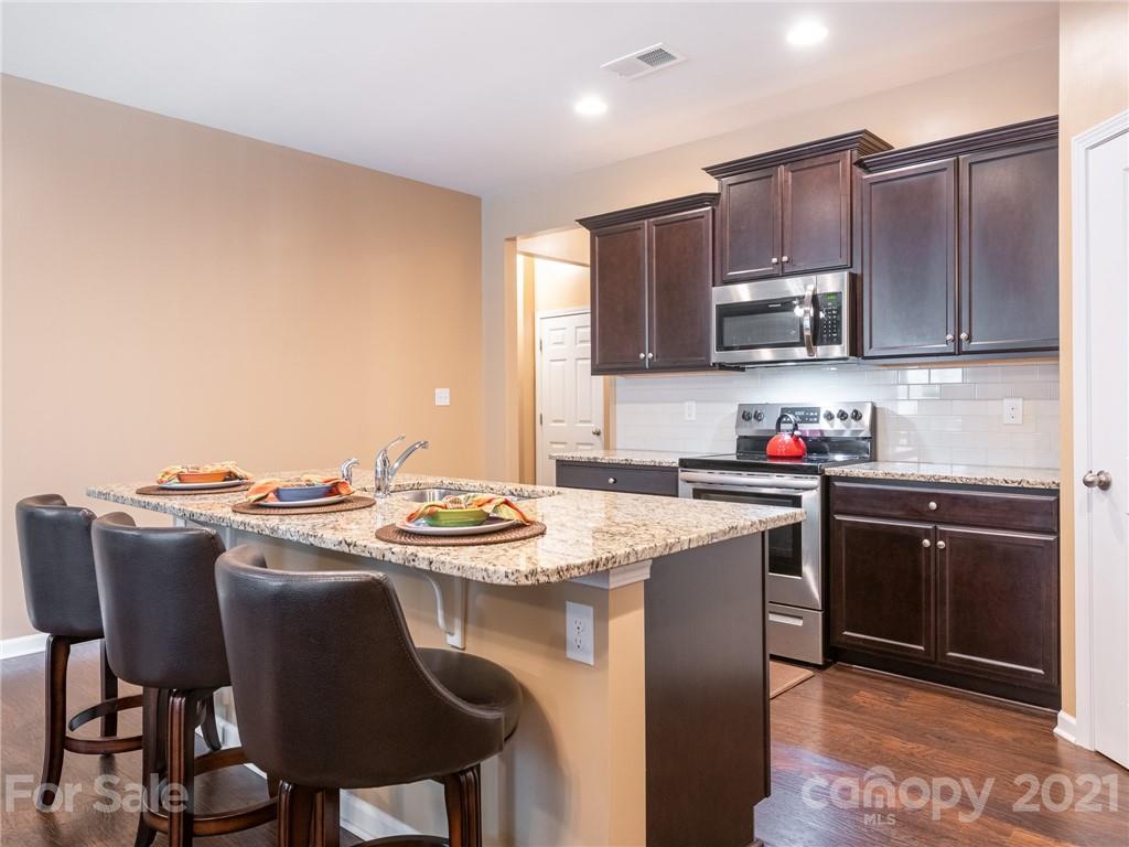 1223 Kent Downs Ave #62
