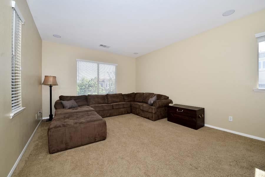 1714 Picket Fence Dr