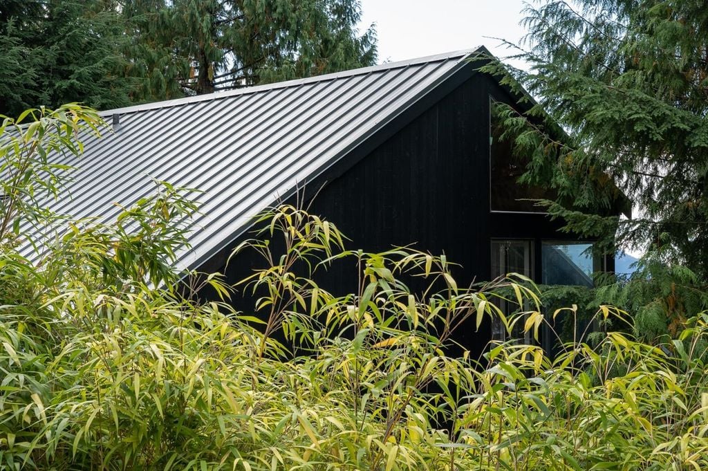 260 Stewart Rd