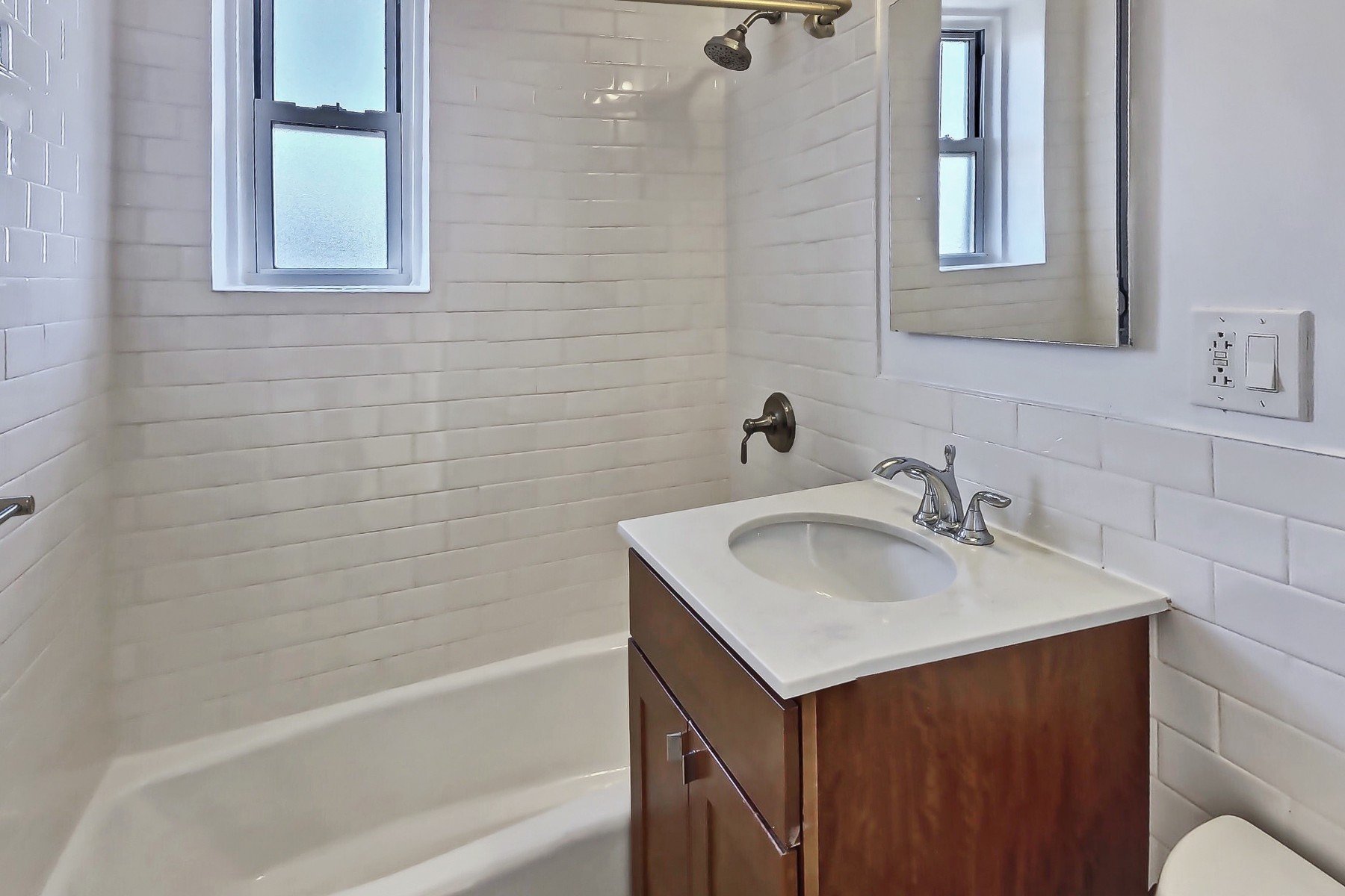 2171 Madison Avenue Unit: 11H