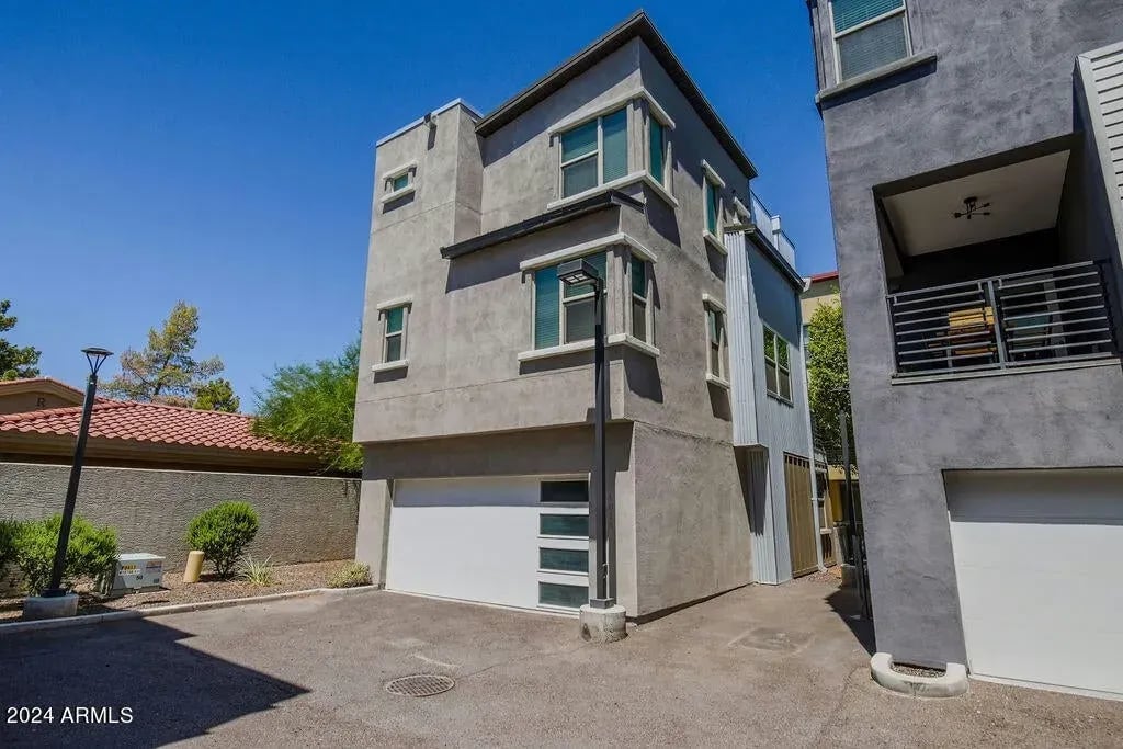 1106 E WEBER Dr #1016