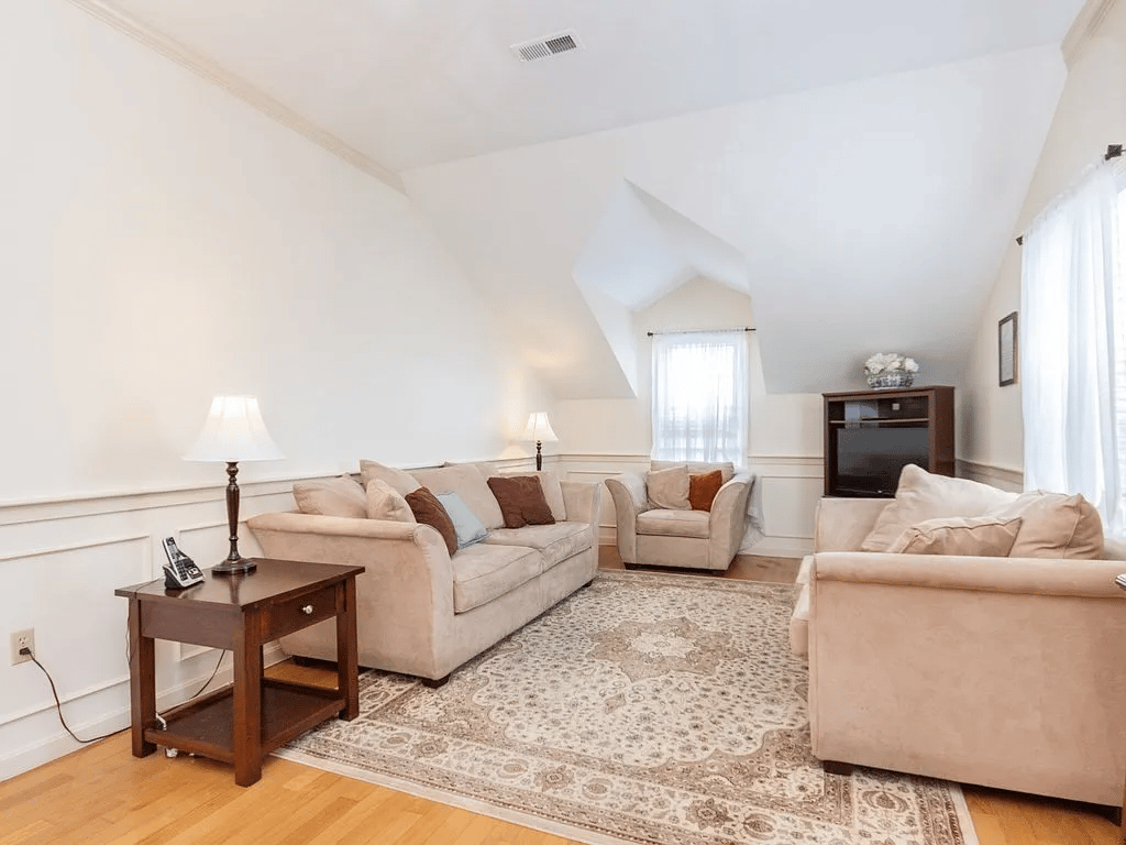 785 Washington St Apt 305