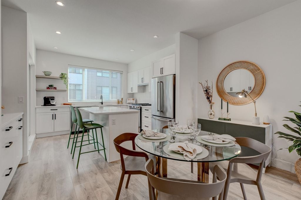 16433 19 Ave, #42