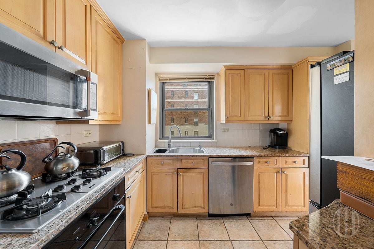 15 West 72nd Street